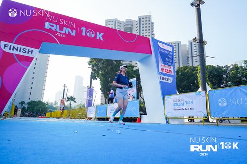 Race photo from Nu Skin Run 10K