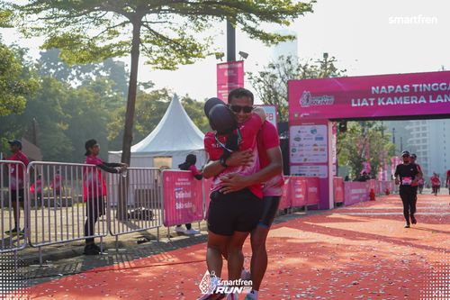 Race photo from Smartfren Run 2025 