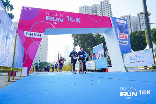 Race photo from Nu Skin Run 10K