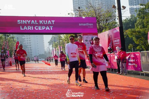 Race photo from Smartfren Run 2025 
