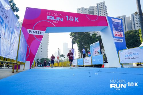 Race photo from Nu Skin Run 10K