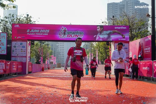 Race photo from Smartfren Run 2025 