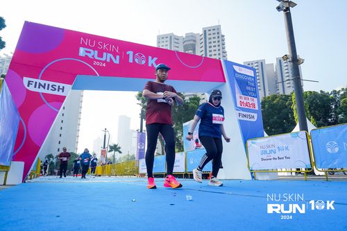 Race photo from Nu Skin Run 10K