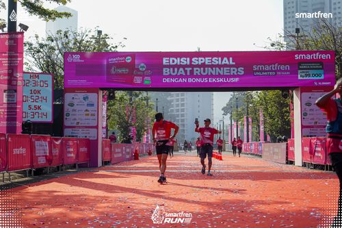 Race photo from Smartfren Run 2025 