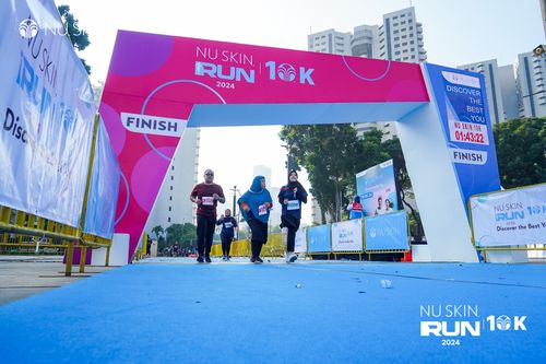 Race photo from Nu Skin Run 10K