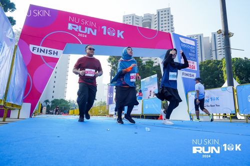 Race photo from Nu Skin Run 10K