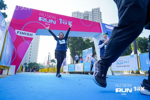 Race photo from Nu Skin Run 10K
