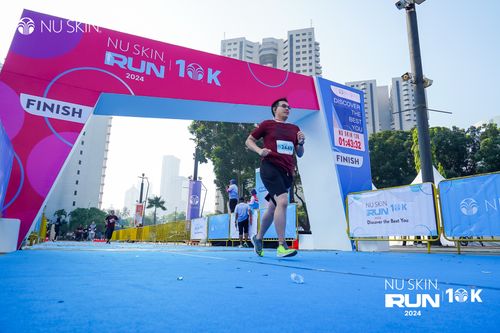Race photo from Nu Skin Run 10K