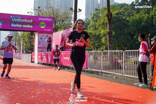 Race photo from Smartfren Run 2025 