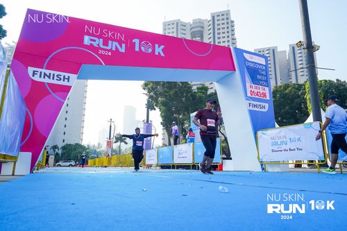 Race photo from Nu Skin Run 10K