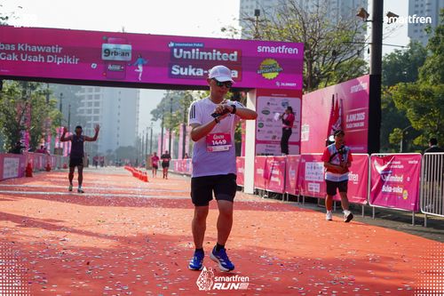 Race photo from Smartfren Run 2025 