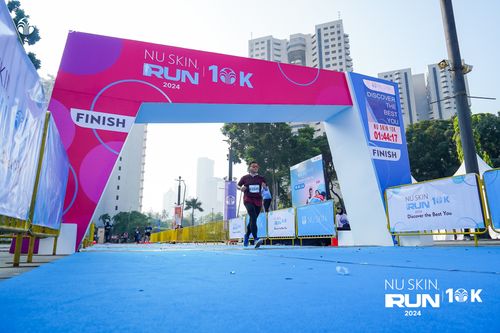 Race photo from Nu Skin Run 10K
