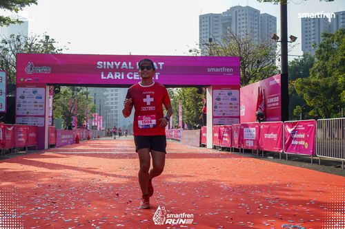 Race photo from Smartfren Run 2025 