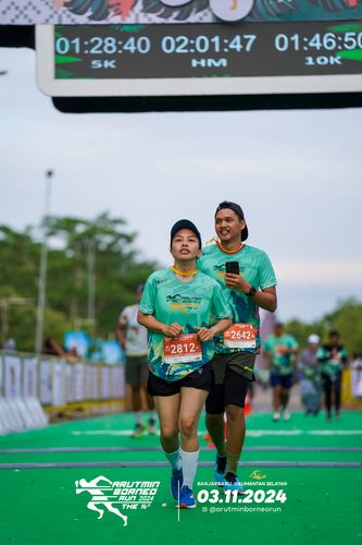 Race photo from Arutmin Borneo Run 2024