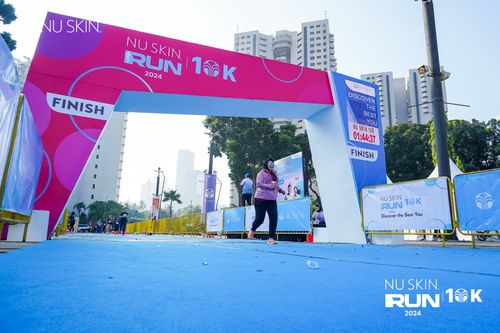 Race photo from Nu Skin Run 10K