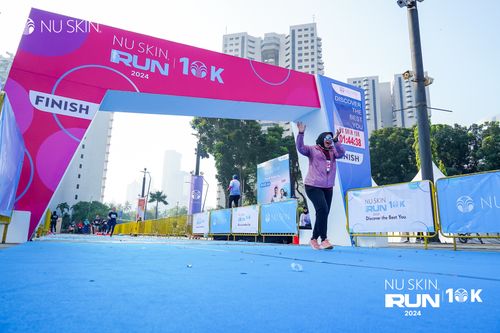 Race photo from Nu Skin Run 10K
