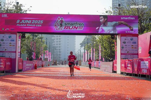 Race photo from Smartfren Run 2025 