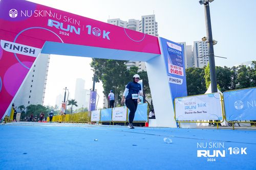 Race photo from Nu Skin Run 10K