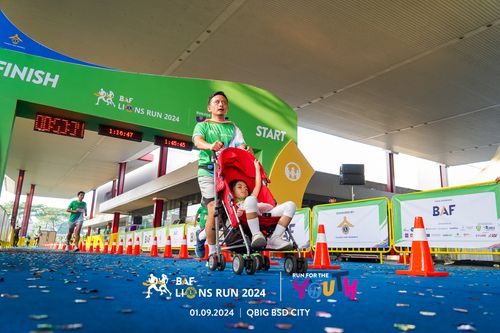 Race photo from BAF LIONS RUN 2024