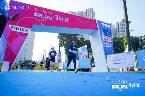 Race photo from Nu Skin Run 10K
