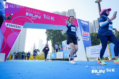 Race photo from Nu Skin Run 10K