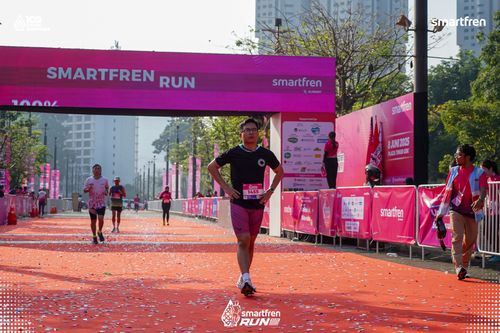 Race photo from Smartfren Run 2025 