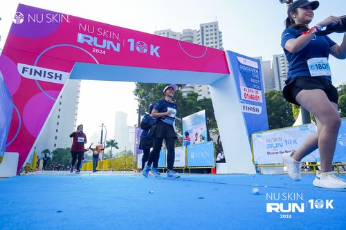 Race photo from Nu Skin Run 10K