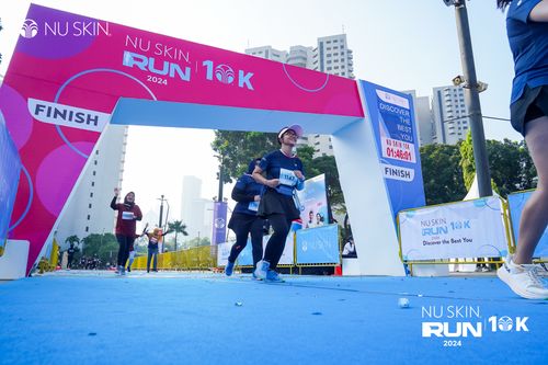 Race photo from Nu Skin Run 10K