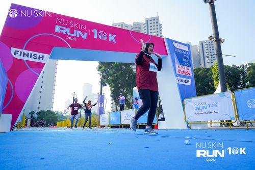 Race photo from Nu Skin Run 10K