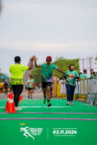 Race photo from Arutmin Borneo Run 2024