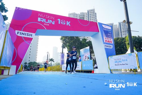 Race photo from Nu Skin Run 10K