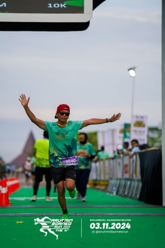 Race photo from Arutmin Borneo Run 2024