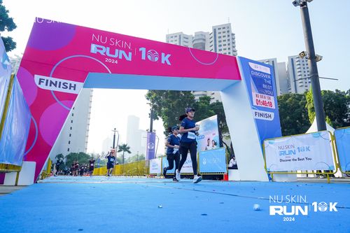 Race photo from Nu Skin Run 10K