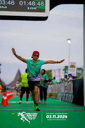 Race photo from Arutmin Borneo Run 2024