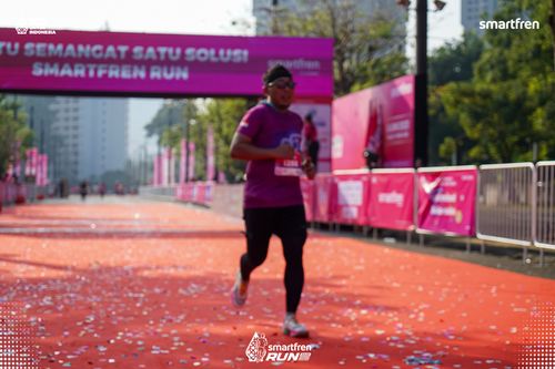 Race photo from Smartfren Run 2025 