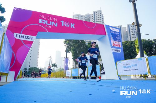Race photo from Nu Skin Run 10K
