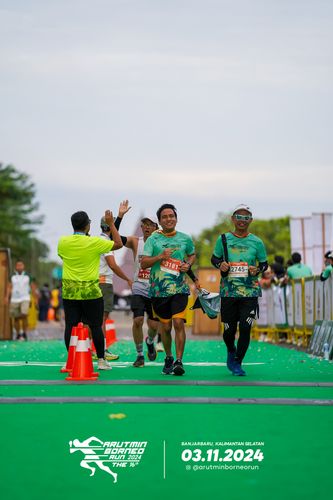 Race photo from Arutmin Borneo Run 2024