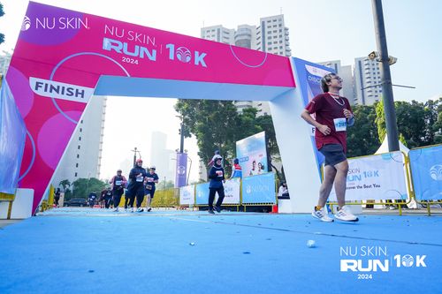 Race photo from Nu Skin Run 10K