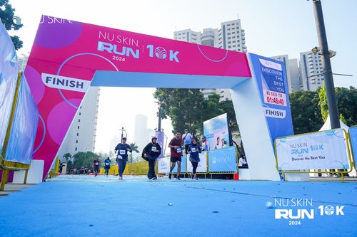 Race photo from Nu Skin Run 10K