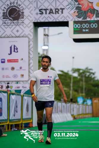 Race photo from Arutmin Borneo Run 2024