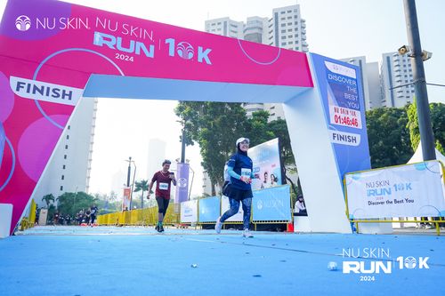 Race photo from Nu Skin Run 10K
