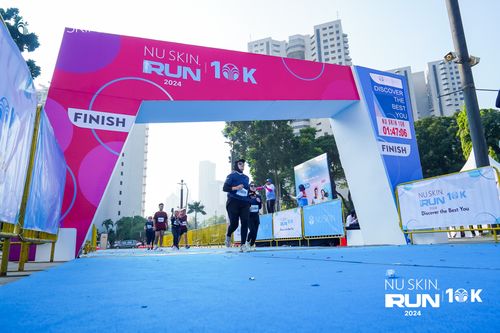 Race photo from Nu Skin Run 10K