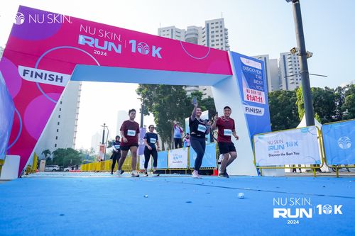 Race photo from Nu Skin Run 10K