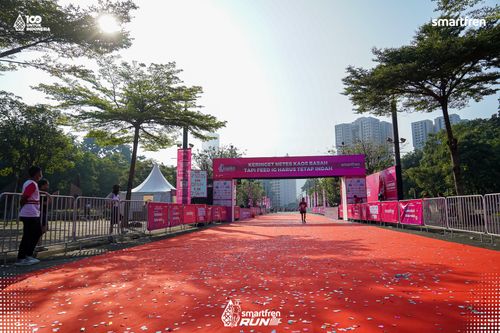Race photo from Smartfren Run 2025 