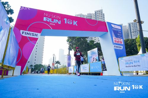 Race photo from Nu Skin Run 10K