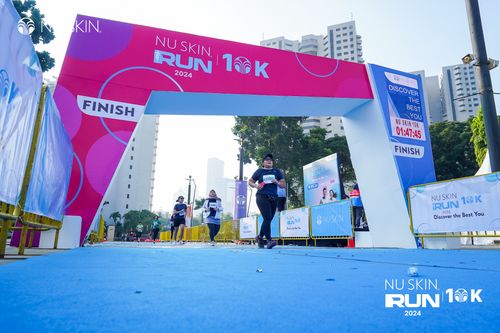 Race photo from Nu Skin Run 10K