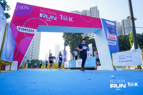 Race photo from Nu Skin Run 10K