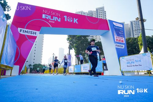 Race photo from Nu Skin Run 10K