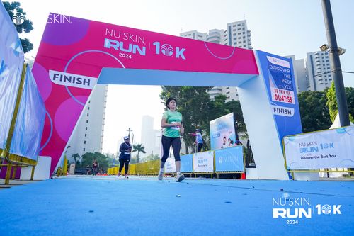 Race photo from Nu Skin Run 10K