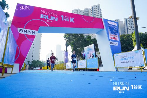 Race photo from Nu Skin Run 10K